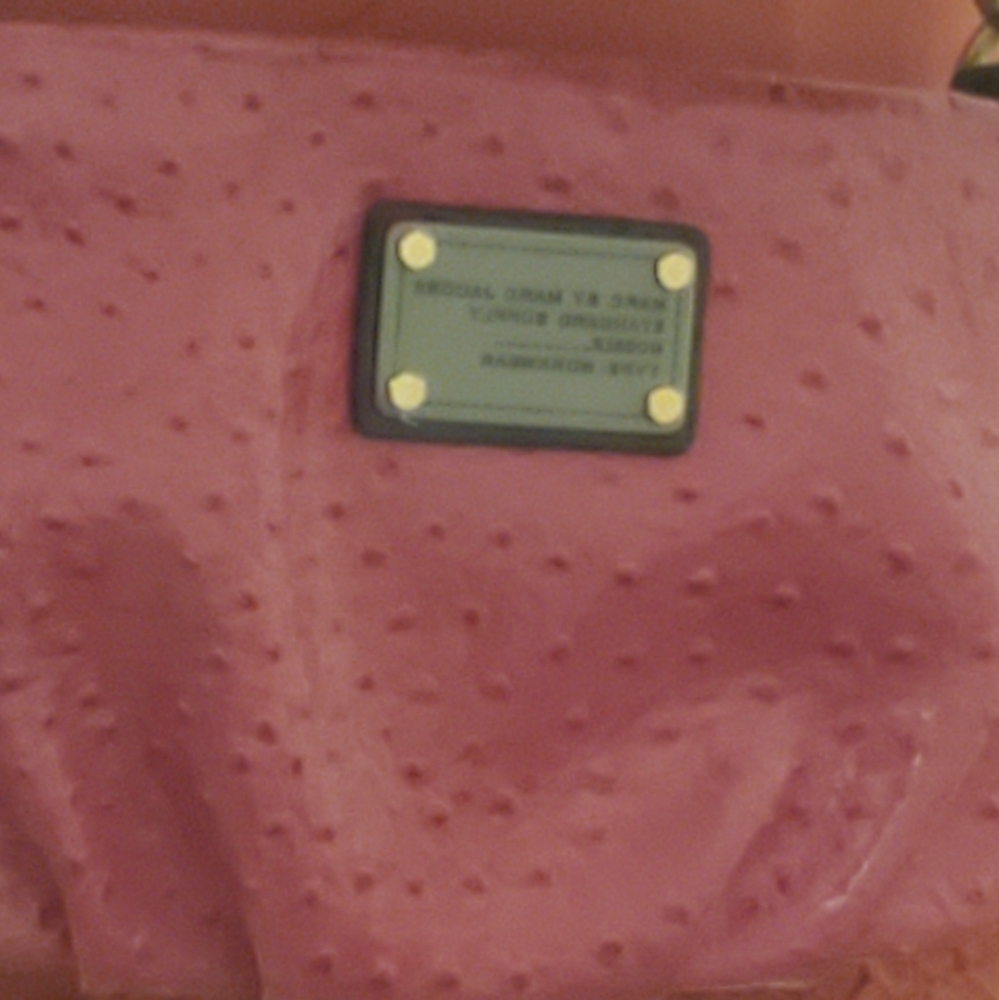 AUTHENTIC PINK MARC JACOBS PURSE - Picture 4 of 6